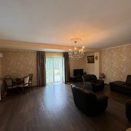 House Near Messe *