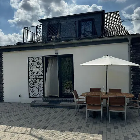 House Near Messe * Düsseldorf
